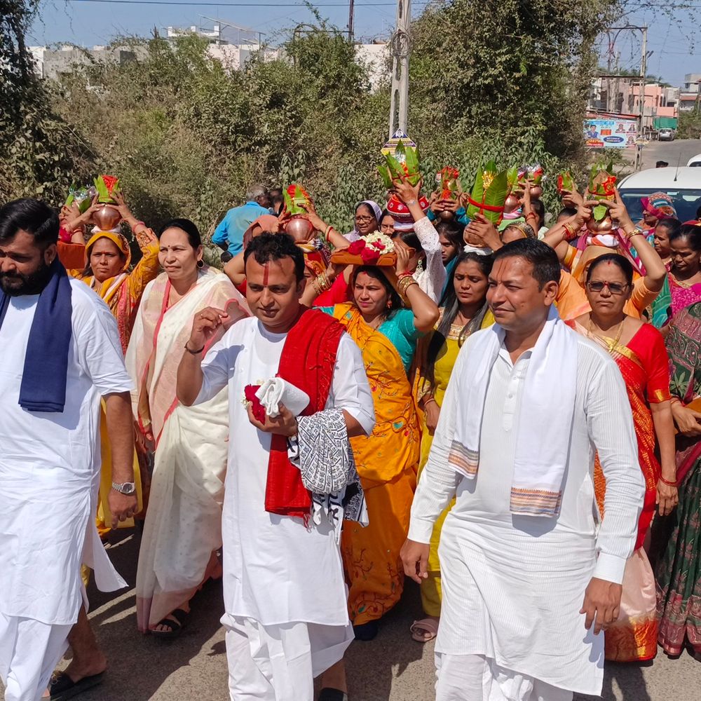 રાજપીપળામાં વેરાઈ માતાજીના મંદિરે કથાકાર જયદેવ શાસ્સ્ત્રીના મધુર કંઠે શ્રીમદ્ ભાગવત સપ્તાહનો પ્રારંભ.