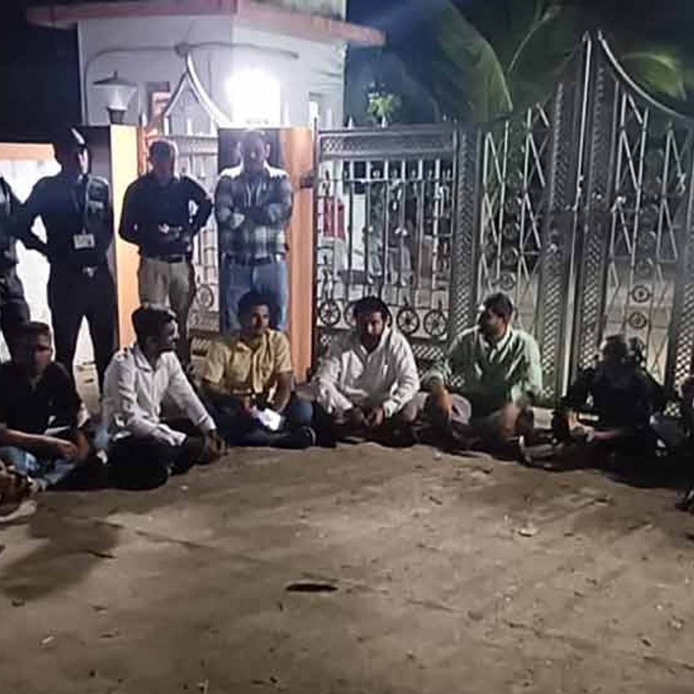 સૌરાષ્ટ્ર યુનિ.માં ‘અંધેર નગરી ને ગંડુ રાજા’:55 વર્ષના ‘કાકા’ પરીક્ષા આપી ગયા અને હવે લાયક ઉમેદવારોના ડોક્યુમેન્ટ પોર્ટલમાંથી ગાયબ!