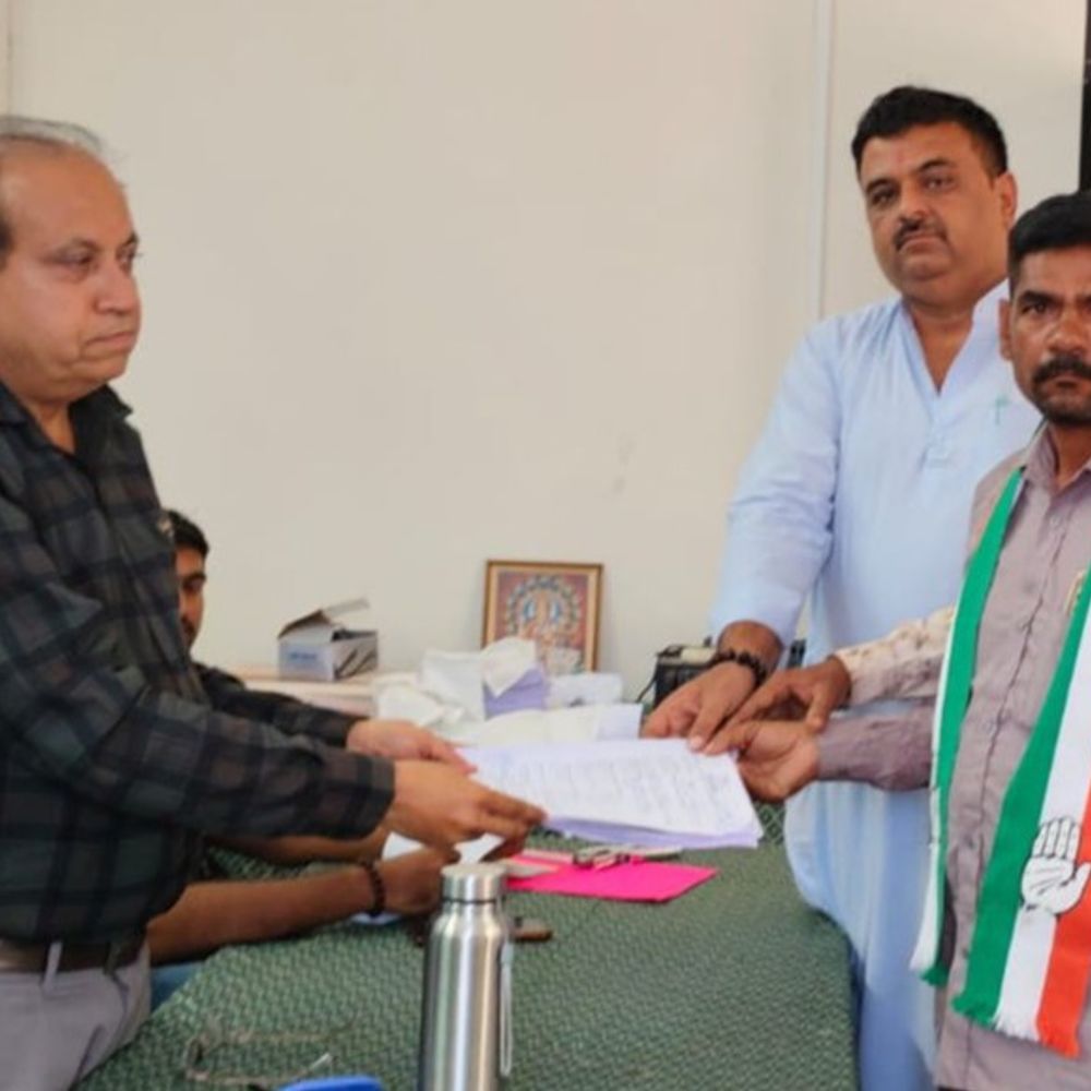 સ્થાનિક સ્વરાજ્ય ચૂંટણી માટે 165 ઉમેદવારી ફોર્મ ભરાયા:મનપા 16, ન.પા 9, જિ.પં 35 અને તા.પંમાં 105 ફોર્મ, જાફરાબાદ તાલુકા પંચાયતમાં સૌથી વધુ 13 ફોર્મ ભરાયા