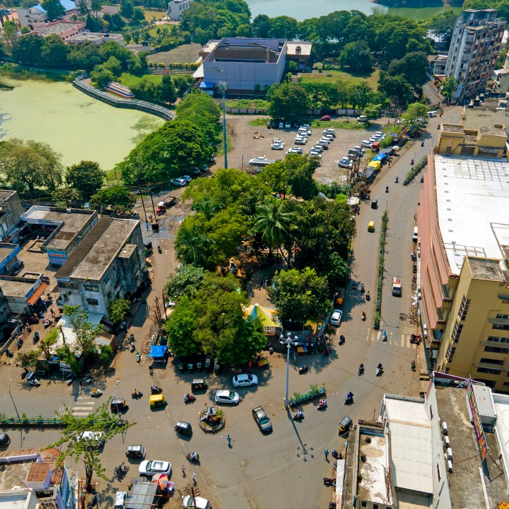 નવસારીના રાજકારણમાં પારસીઓનું પ્રતિનિધિત્વ ઘટ્યું:એક સમયે પાલિકામાં 10 થી 12 સભ્યો પારસીઓ હતા; 'માઈક્રો માઈનોરિટી' માટે સ્પેશિયલ સીટની માંગ ઉઠી