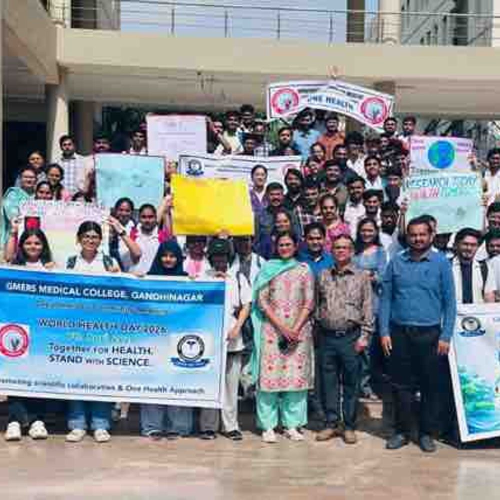 GMERS ગાંધીનગરમાં વિશ્વ આરોગ્ય દિવસની ઉજવણી:કોમ્યુનિટી મેડિસિન વિભાગ દ્વારા જાગૃતિ કાર્યક્રમનું આયોજન કરાયું