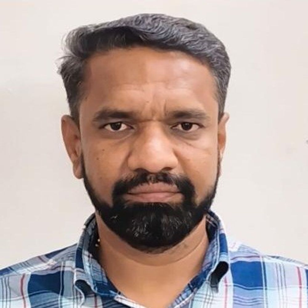 લખતર મામલતદાર કચેરીમાં ACBની ટ્રેપ:નાયબ મામલતદાર અને પટ્ટાવાળો ₹20 હજાર લેતા ઝડપાયા, ખેત જમીન નોંધ પ્રમાણિત કરવા લાંચ માગી