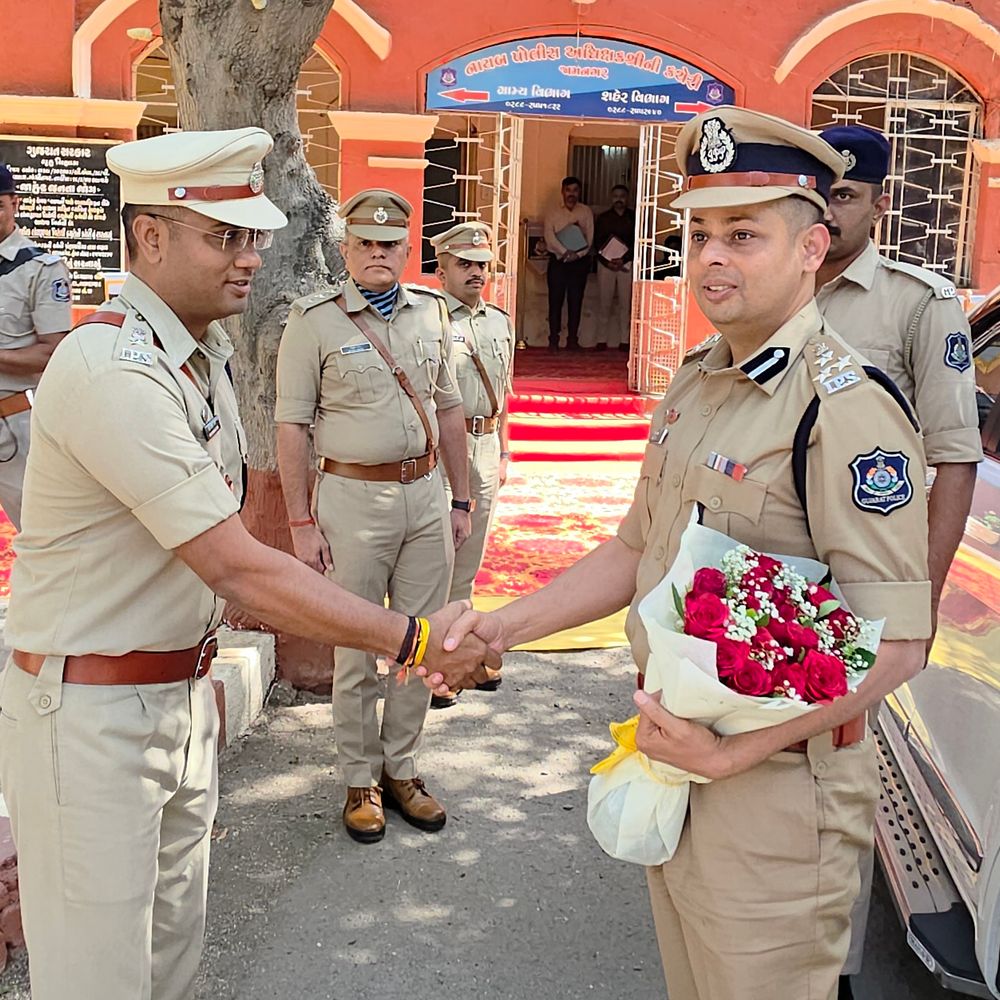 રેન્જ IG નિર્લિપ્ત રાયે જામનગર ગ્રામ્ય મથકનું ઇન્સ્પેક્શન કર્યું:કાયદો વ્યવસ્થાની સમીક્ષા કરી, અધિકારીઓને સૂચનાઓ આપી