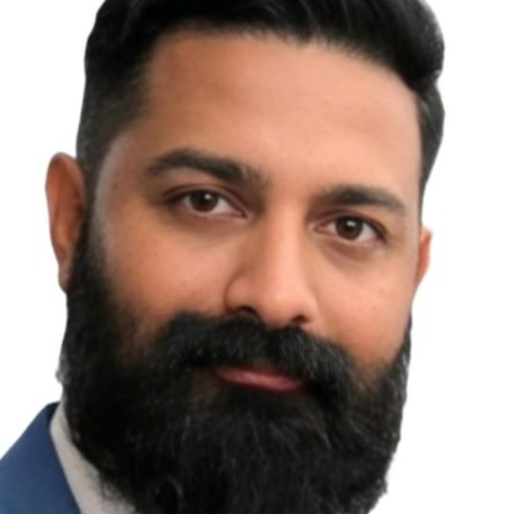 મોરબીના જેતપર ગામે ક્રિકેટ રમતા યુવાનનું નિધન:36 વર્ષીય પિયુષ અમૃતિયાનું હાર્ટ એટેકથી મોત