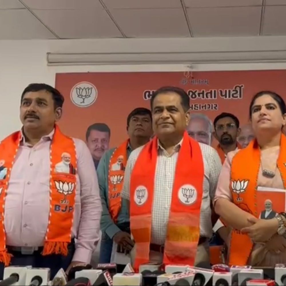 'ગુજરાતીઓને 'અભણ' કહેવા તે ખડગેની મૂર્ખતા':'દેશની જીડીપીમાં 8% ફાળો આપનાર ગુજરાતીઓ વિશ્વ સ્તરે ડંકો વગાડનારા છે', સુરત ભાજપ પ્રમુખનો પ્રહાર