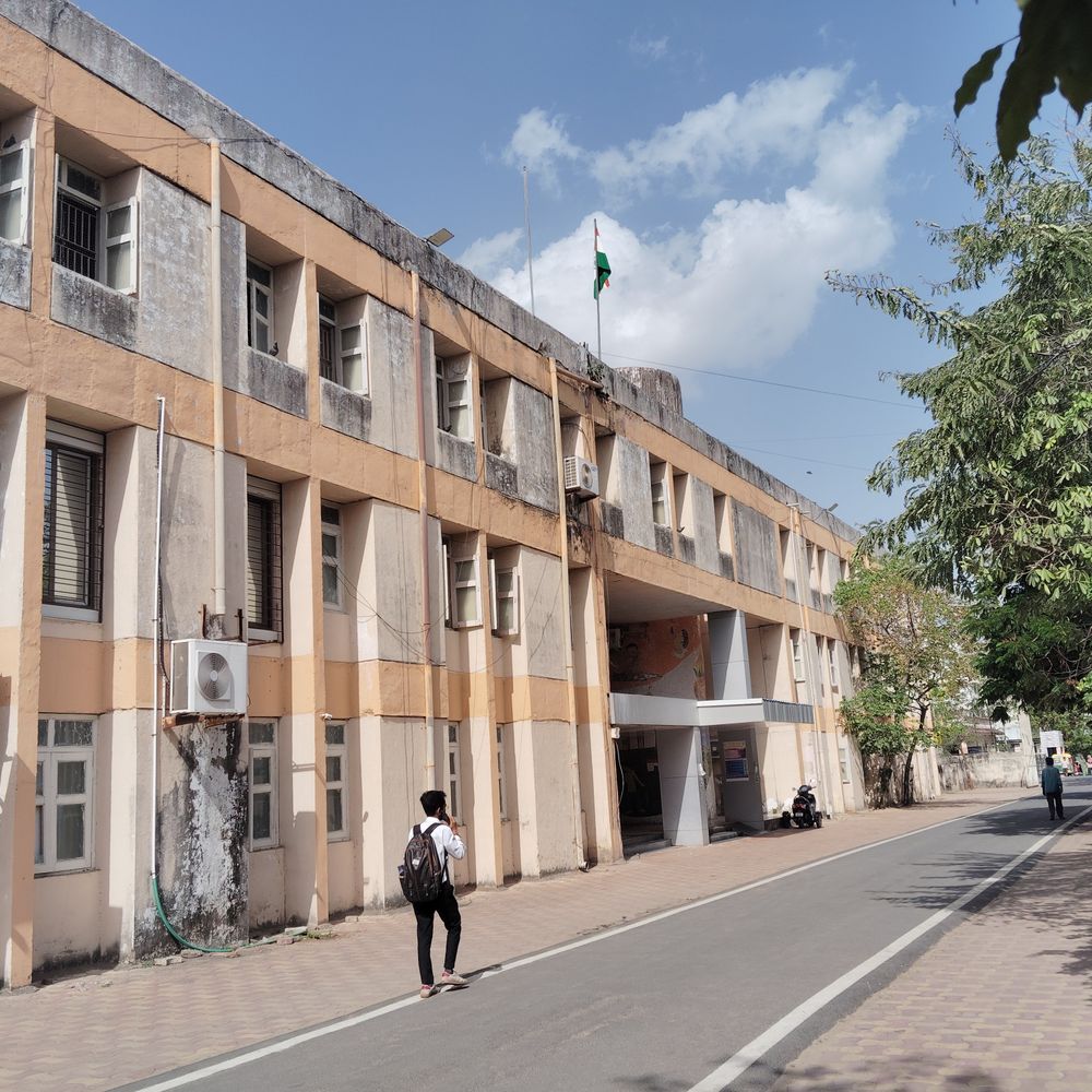 બનાસકાંઠામાં ચૂંટણી માટે 'સ્વીપ' અભિયાન શરૂ:વધુ મતદાન સુનિશ્ચિત કરવા શાળાઓથી સોશિયલ મીડિયા સુધી પ્રચાર