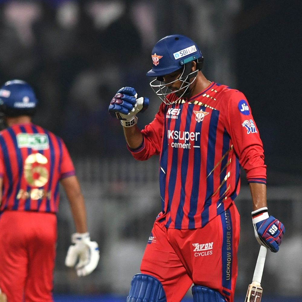 IPLમાં લખનઉની સતત બીજી જીત, કોલકાતાએ જીતેલી બાજી હારી:મુકુલ ચૌધરીએ 27 બોલમાં નોટઆઉટ 54 રન બનાવી ટીમને જિતાડી, આયુષ બદોનીની પણ ફિફ્ટી