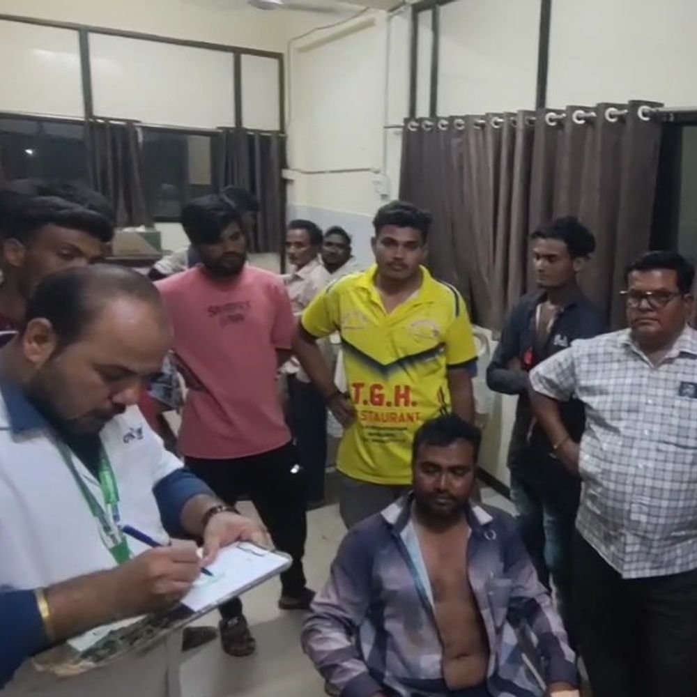 ડાભોર ગામે જૂના મનદુઃખે લીધો ઉગ્ર વળાંક:બે જૂથ વચ્ચે અથડામણ, મહિલા સહિત 5 ઇજાગ્રસ્ત; વેરાવળ સરકારી હોસ્પિટલમાં સારવાર