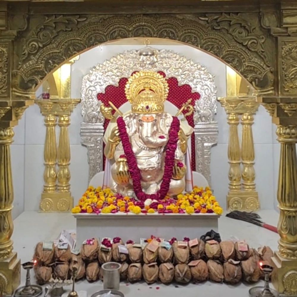 ફાટસર ગણપતિ મંદિરે જન્મોત્સવની તૈયારીઓ શરૂ:મોટી ચોથ પર્વે વિશેષ શૃંગાર, મહાભિષેક, ધ્વજારોહણ થશે