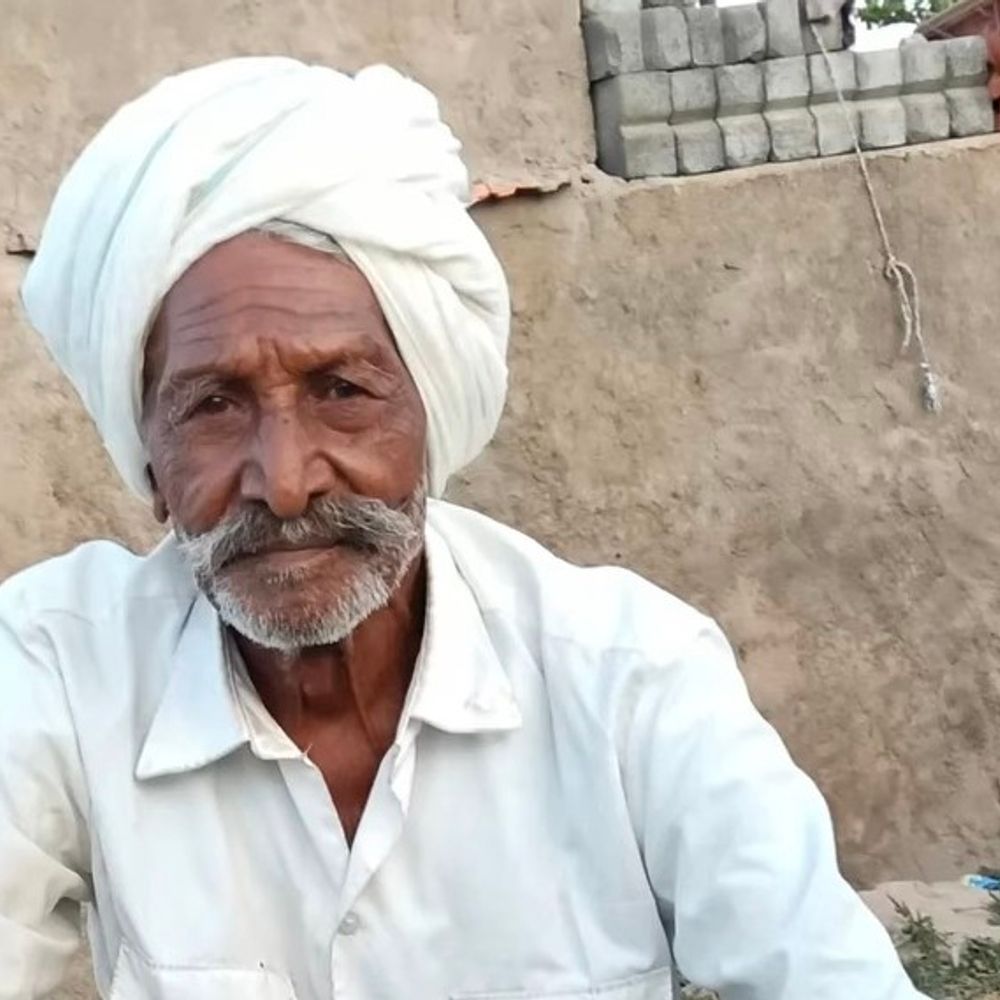 માળીયા (મી.)માં પુત્રએ પિતાની કરી ક્રૂર હત્યા:કામ બાબતે ઠપકો આપતાં ઉશ્કેરાયેલા પુત્રએ 85 વર્ષીય વૃદ્ધ પિતા પર કુહાડીના ઘા ઝીંક્યા, ભાઈએ જ ભાઈ વિરુદ્ધ નોંધાવી ફરિયાદ