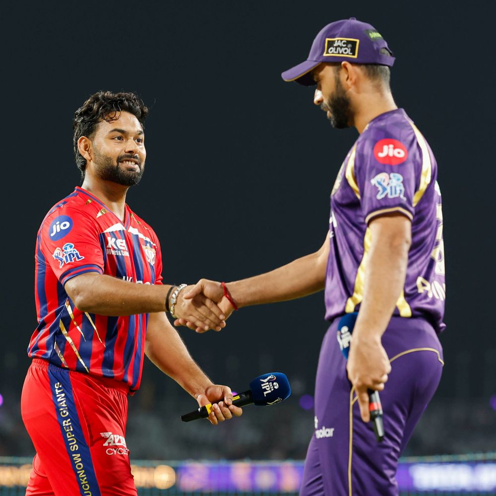 ફિન એલનના આઉટ થવા પર વિવાદ:કોમેન્ટેટર્સ બોલ્યા- ફિલ્ડર દિગ્વેશનો પગ બાઉન્ડરીને અડ્યો હતો; કેપ્ટન રહાણે અને રઘુવંશી ક્રિઝ પર