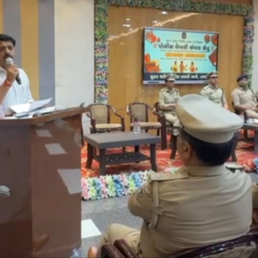 ટેક્સટાઈલ માર્કેટમાં 'સંવાદ સેતુ'નો સપાટો:2 દિવસમાં 16 FIR, 2 કરોડ સુધીની છેતરપિંડી સામે આવી, છેતરપિંડી કરનારાઓને પકડવા 6 રાજ્યોમાં ટીમો રવાના