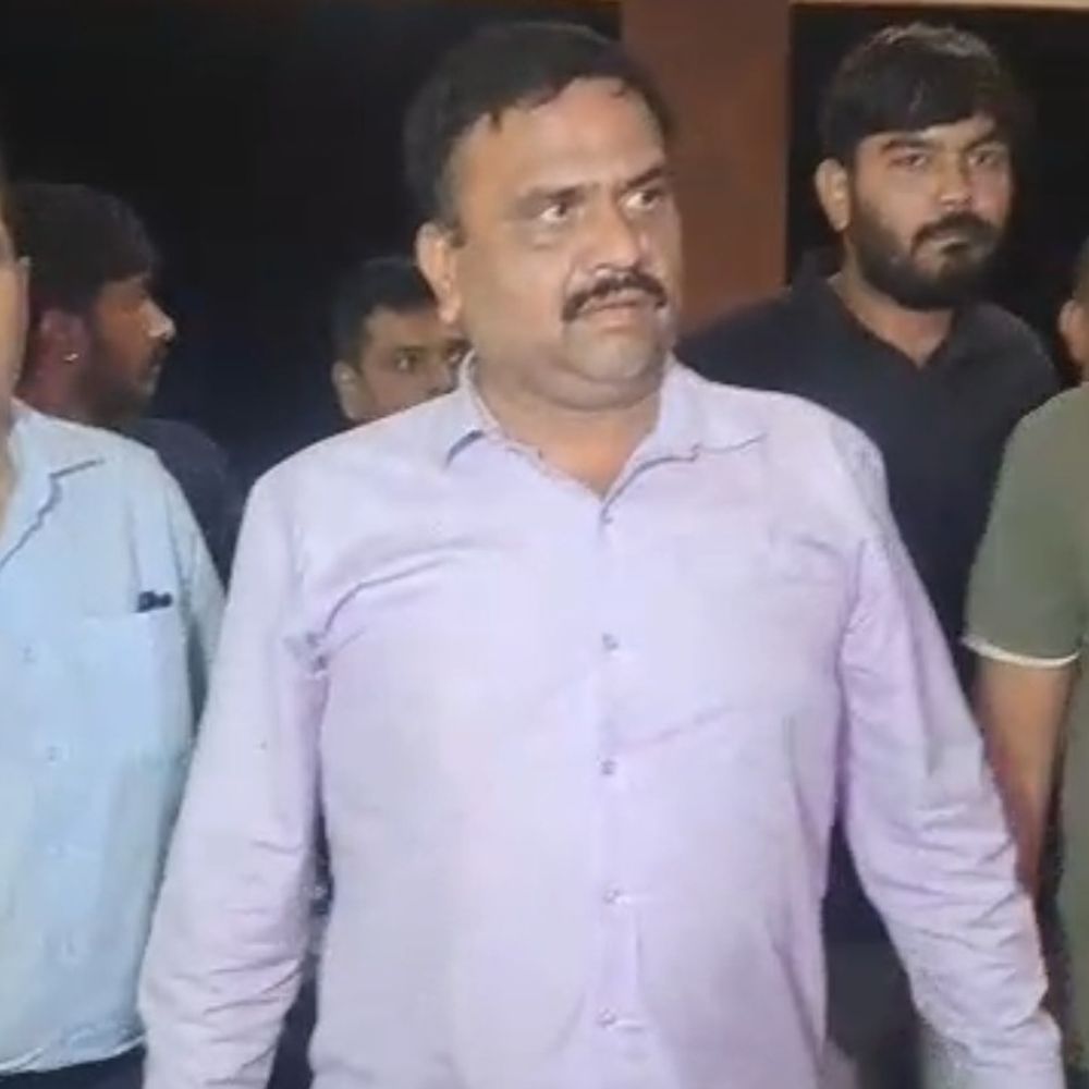 રાજકોટ મનપાના ભાજપ ઉમેદવારોની યાદી:ટિકિટ કપાતા પૂર્વ કોર્પોરેટર નીતિન રામાણીનો વિરોધ, ભાજપ કાર્યાલયે સમર્થકોનો જંગી મોરચો