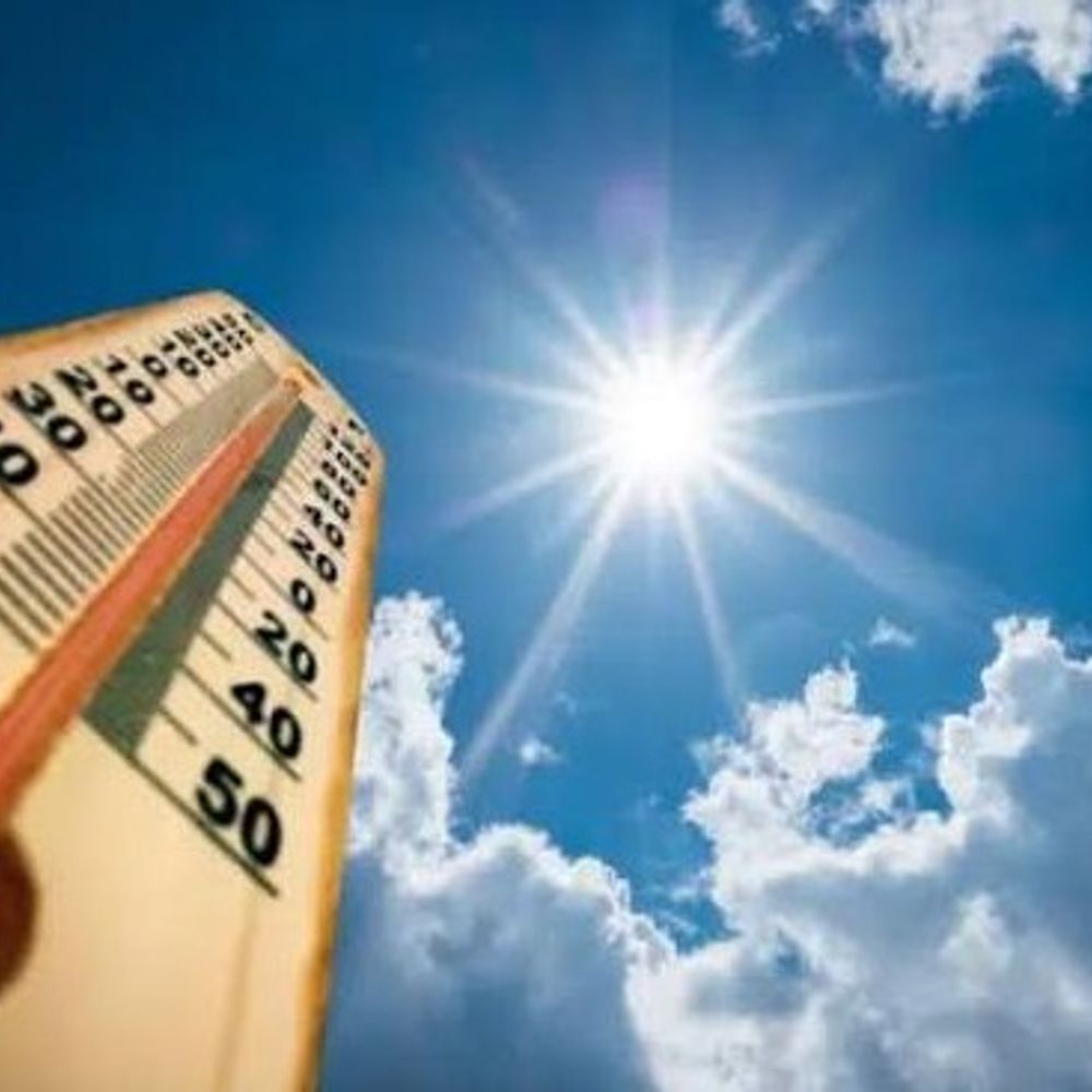 14 સ્થળોએ ઠંડા પાણીની પરબ અને 5000 ORS પેકેટનું વિતરણ:હીટ વેવ સામે ગાંધીનગર મનપાનું પ્લાનિંગ, મે માસમાં પારો 39 ડિગ્રી વટાવવાની ભીતિ