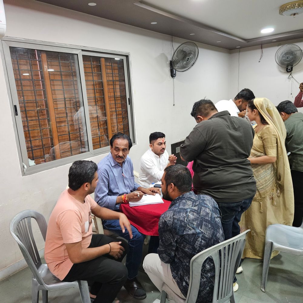 નવસારી મનપા ચૂંટણી: 52 બેઠકો માટે ઉમેદવારોના નામ નક્કી:પ્રદેશની જાહેરાત પહેલા ફોર્મ ભરવાની પ્રક્રિયા શરૂ