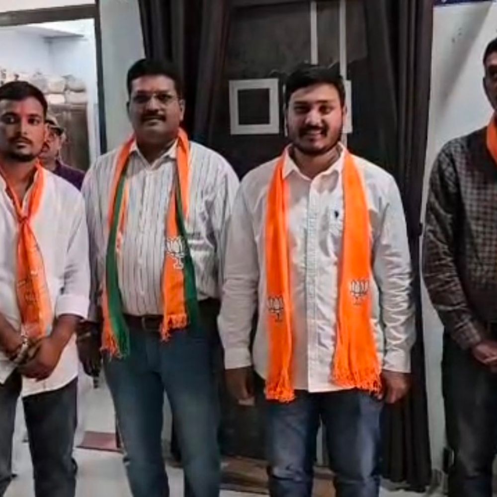 ગોધરા તાલુકા પંચાયતની 8 બેઠકો પર ભાજપ ઉમેદવારોએ ઉમેદવારી નોંધાવી:નદીસર, ટીંબા, રતનપુર, મોટીકાંટડી, કરસાણા સહિતની 8 બેઠક પર પક્ષના હાઈકમાન્ડની સૂચના બાદ દાવેદારી રજૂ કરી