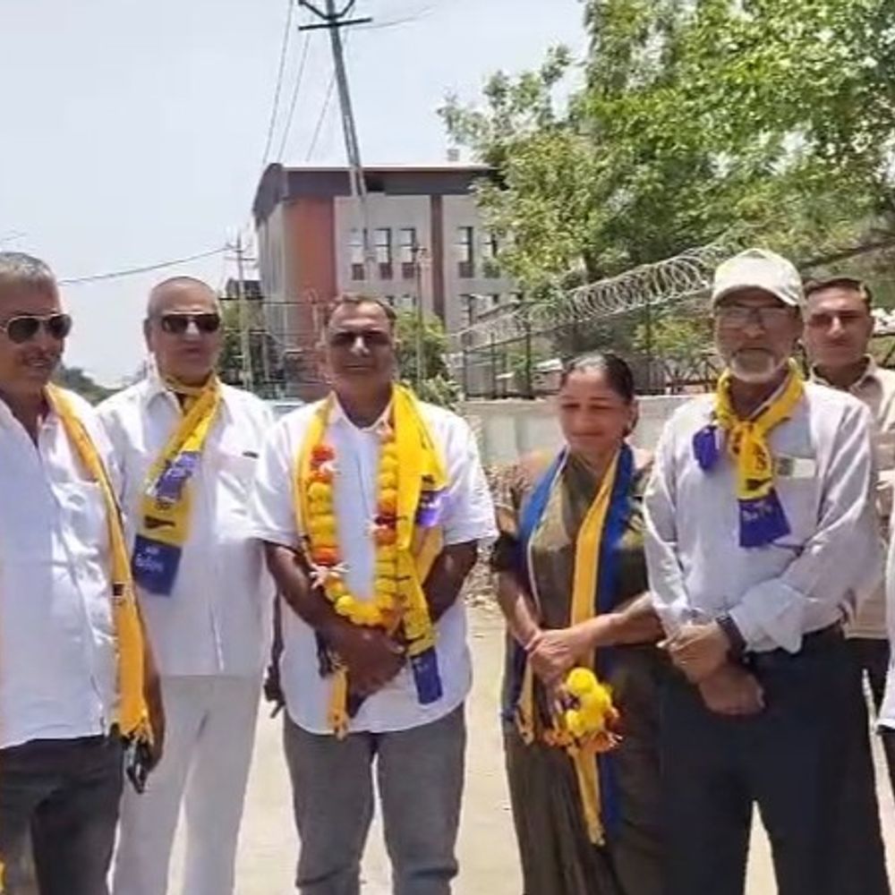 જૂનાગઢ જિ.પં.ના પૂર્વ ચેરમેન દંપતીએ ભાજપનો છેડો ફાડી AAPમાં જોડાશે:ટિકિટ વિતરણ-આંતરિક જૂથવાદને લઈ સંગઠન સામે આક્ષેપો, જિલ્લા પંચાયતના પૂર્વ સભ્ય-BJPના જોલીત બુસા કોંગ્રેસમાં જોડાયા