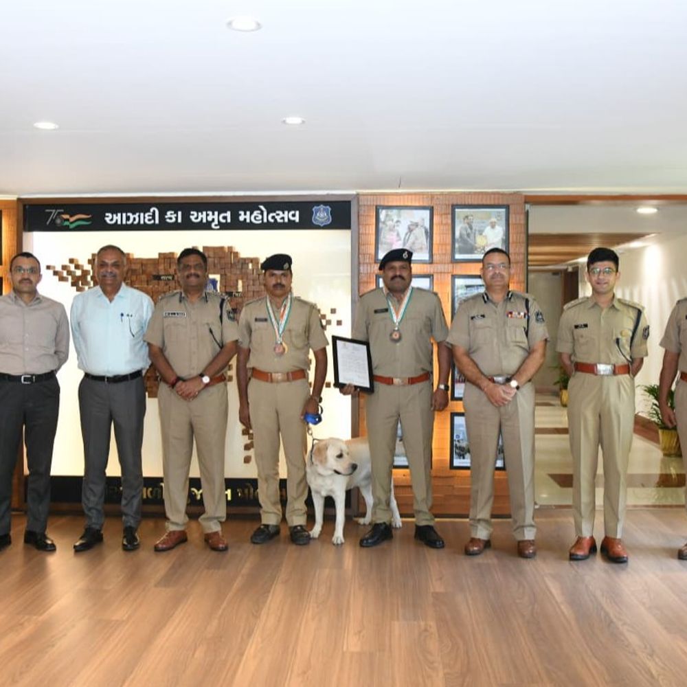 16 વર્ષ પછી ગુજરાત પોલીસને મોટી સિદ્ધિ:ડોગ ‘ચેક’ નાગપુરમાં ઓલ ઈન્ડિયા પોલીસ ડ્યુટી મીટમાં જીત્યો ગોલ્ડ મેડલ, DGPએ કર્યું સન્માન