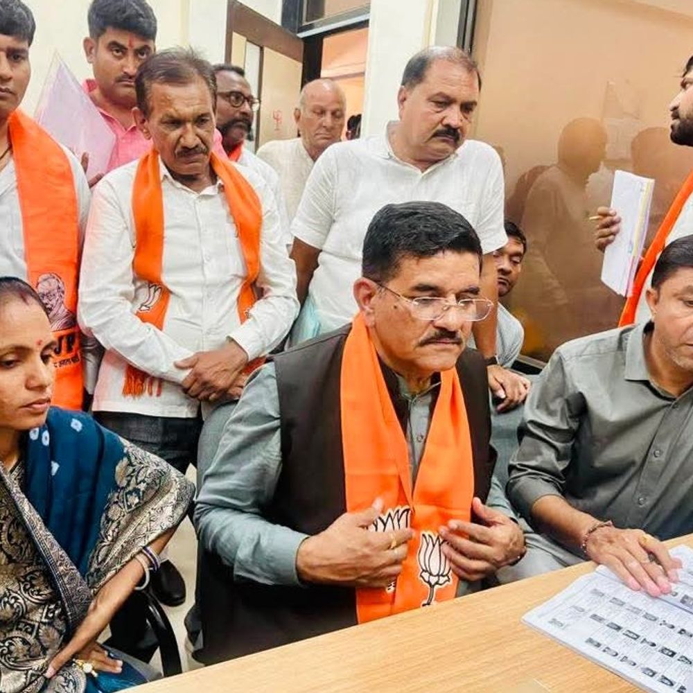 મહેસાણા જિલ્લામાં સ્થાનિક સ્વરાજની ચૂંટણીનો ગરમાવો:અંતિમ દિવસે તાલુકા પંચાયત, નગરપાલિકા અને મનપામાં ઉમેદવારી ફોર્મનો રાફડો ફાટ્યો