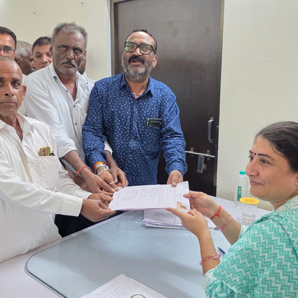 પાટણ કોંગ્રેસના પૂર્વ વિપક્ષી નેતા અશ્વિન પટેલે અપક્ષ ઉમેદવારી નોંધાવી:સંગઠનમાં સરમુખત્યારશાહીનો આક્ષેપ, ટિકિટ માંગ્યા વગર ચૂંટણી મેદાનમાં