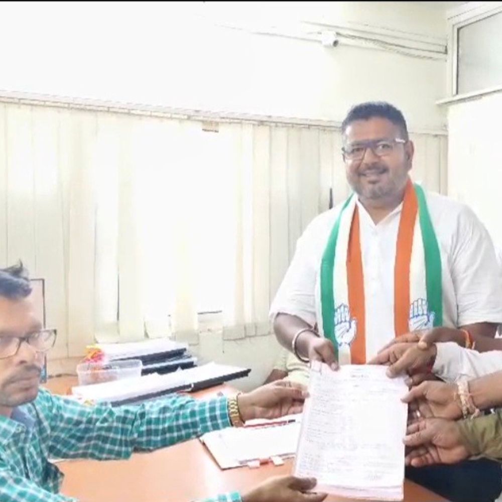 ડાંગમાં જિલ્લા-તાલુકા પંચાયત માટે 255 ઉમેદવારી ફોર્મ ભરાયા:ભાજપમાં નારાજગી, પૂર્વ ઉપપ્રમુખ કોંગ્રેસમાં જોડાતા રાજકીય ગરમાવો