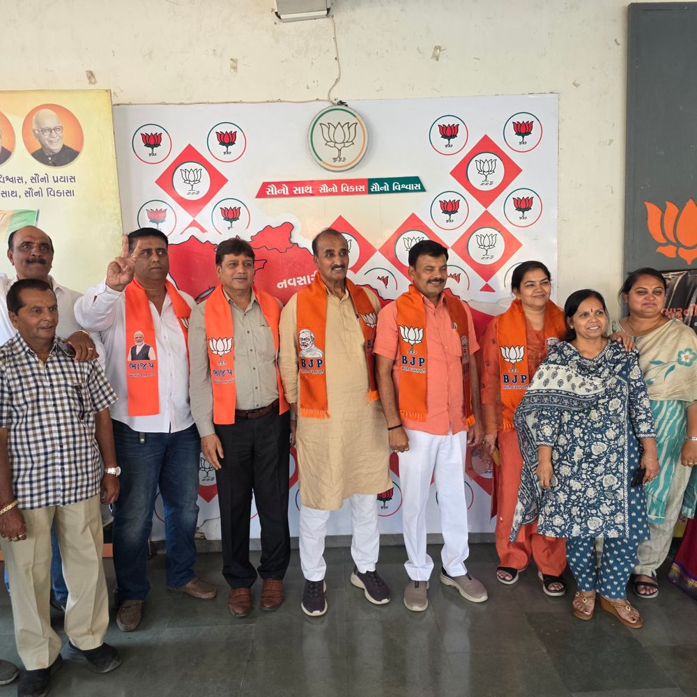 નવસારી જિલ્લા પંચાયત: ભાજપે 3 બેઠકો બિનહરીફ જીતી:ગણદેવી અને ચીખલીમાં વિપક્ષ મેદાનમાં નહોતો