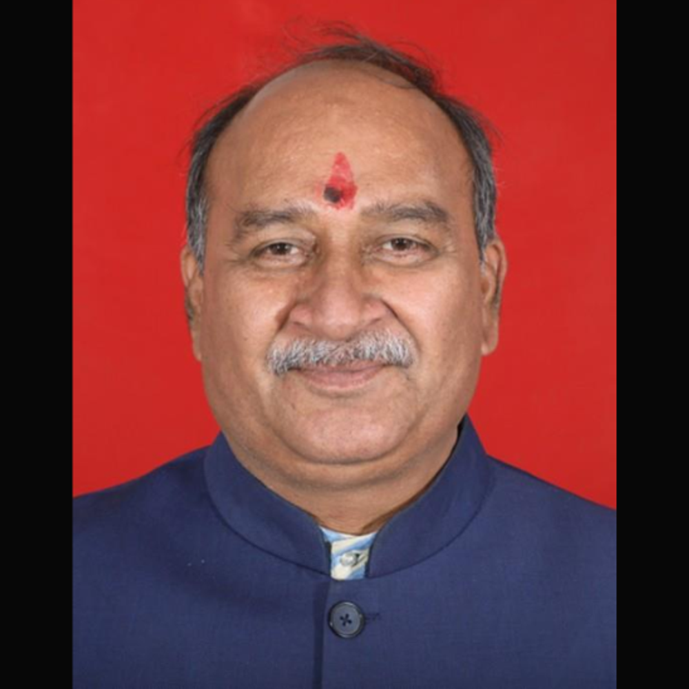 ભાજપના પૂર્વ ધારાસભ્યએ 85 એકર ડુંગર પચાવી પાડ્યો, દીકરી-ભાભી સહિત 5 નામે દસ્તાવેજ કરાવ્યો.