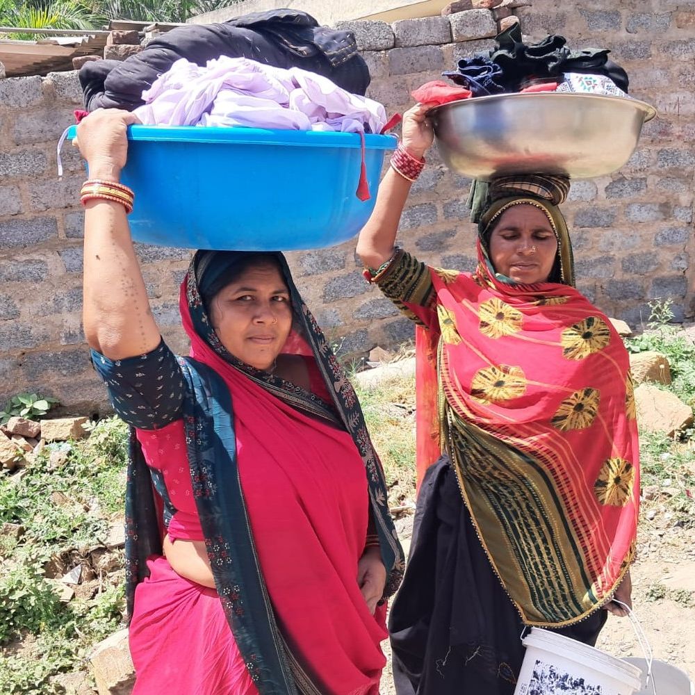 '4 કિમી ચાલીને જાય ત્યારે પાણી મળે':'નળ કનેક્શન હોવા છતાં ટેન્કર પર નિર્ભર રહેવું પડે', 30 વર્ષથી ગંદકી-કચરાની સમસ્યાથી વોર્ડ-5ના સ્થાનિકો તોબા પોકારી ઉઠ્યા