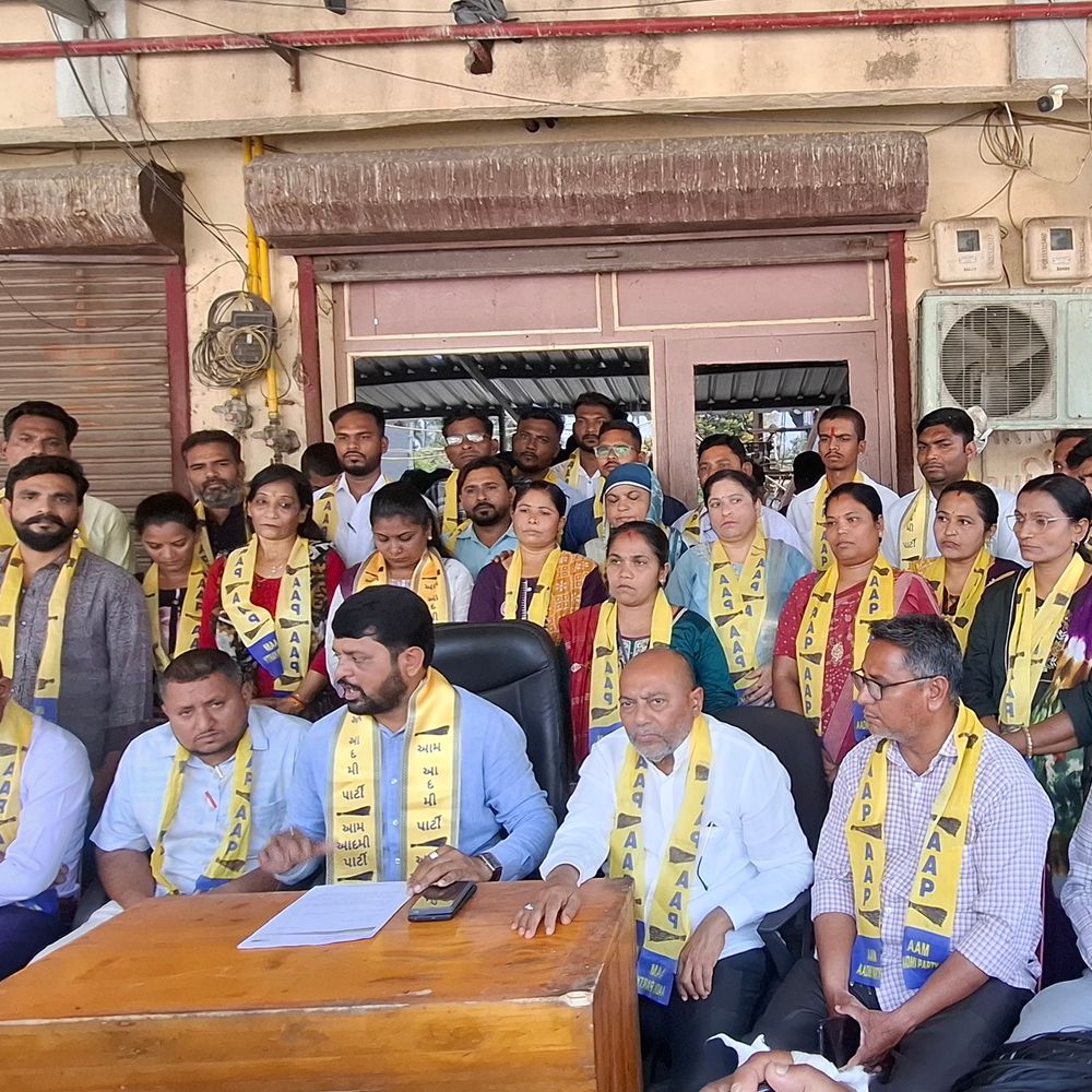 ભરૂચમાં AAP ઉમેદવારોને પોલીસ દ્વારા હેરાન કરવાનો આક્ષેપ:પાર્ટીએ પત્રકાર પરિષદ યોજી SPને રજૂઆત કરવાની જાહેરાત કરી