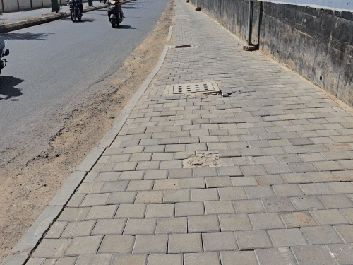 ચાંદખેડામાં 15 લાખના પેવરબ્લોક અને ટ્રી ગાર્ડ બે મહિનામાં તૂટ્યા, AMCમાં લાખોના કૌભાંડની શક્યતા.