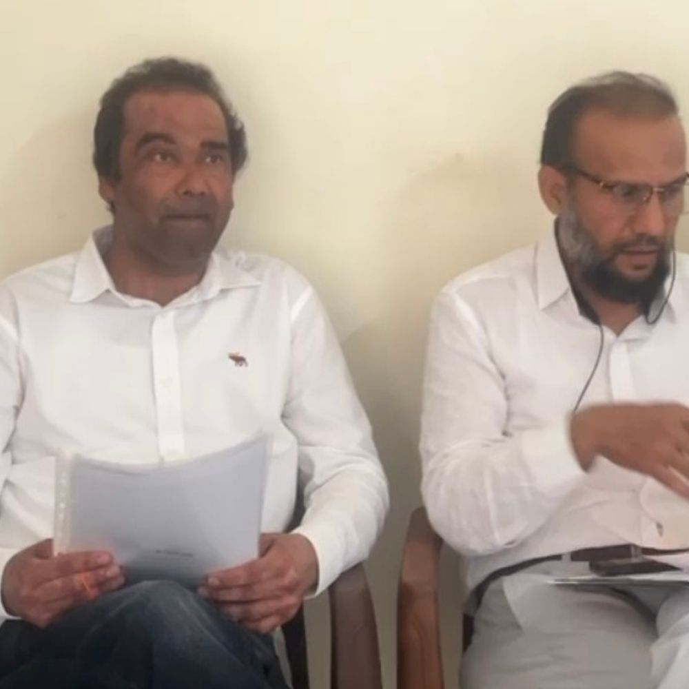 ભરૂચ કોંગ્રેસમાં આંતરિક ખેંચતાણ અને જૂથવાદ સપાટી પર:નગરપાલિકા વોર્ડ નંબર 2માં બે ઉમેદવારો વચ્ચે વિવાદ વકર્યો, મેન્ડેટ ફાળવણી મુદ્દે રાજકીય ગરમાવો