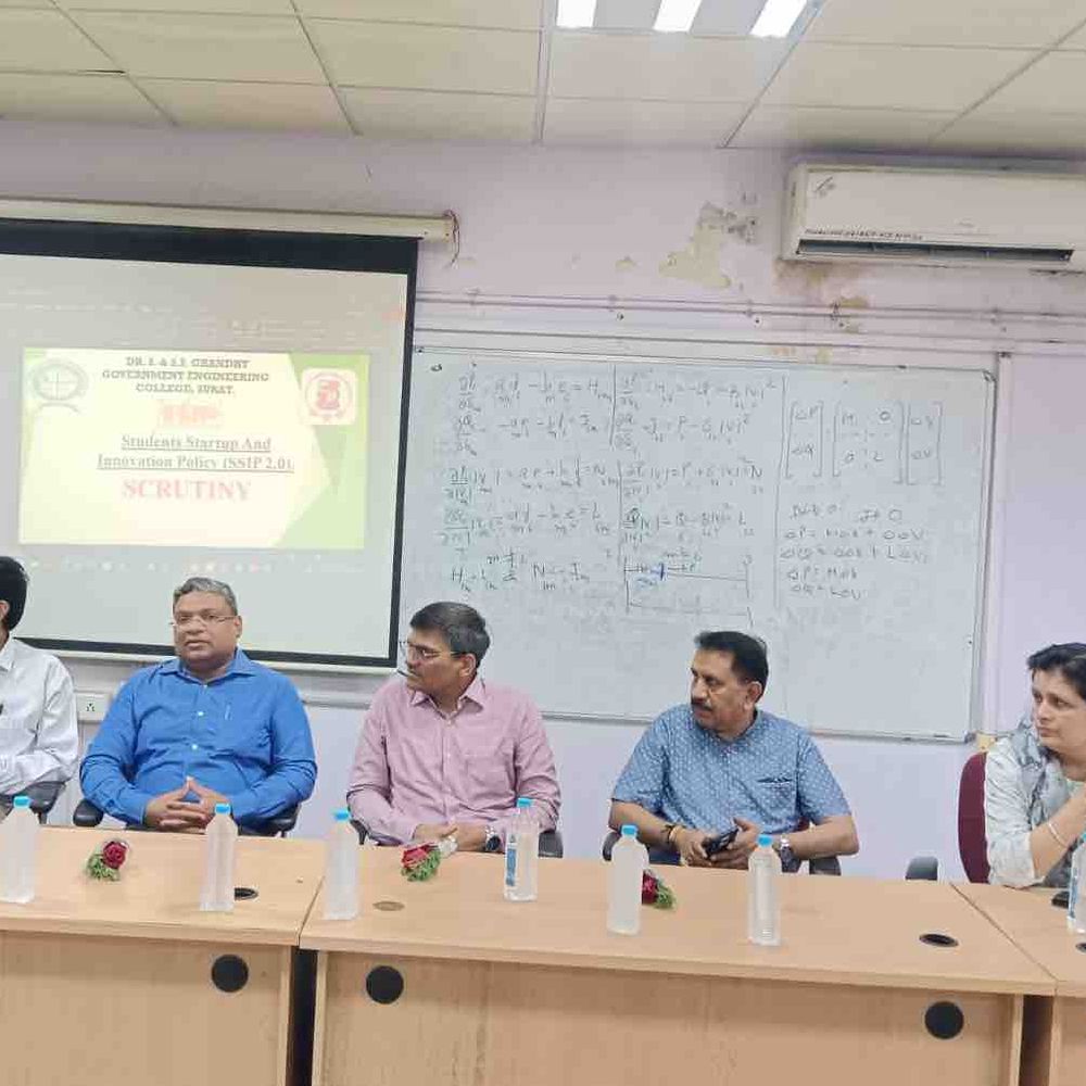 સુરત કોલેજમાં SSIP પ્રોજેક્ટ સ્ક્રિનિંગ યોજાયું:16માંથી 12 પ્રોજેક્ટ PoC ગ્રાન્ટ માટે મંજૂર કરાયા