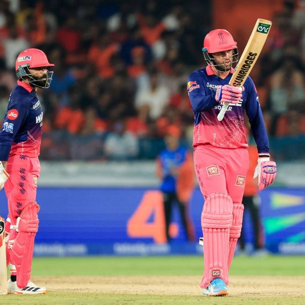 સાકિબ હુસૈને 118 રનની પાર્ટનરશીપ તોડીને RRને ઝટકો આપ્યો:ડોનોવન ફરેરાને બોલ્ડ કરીને હૈદરાબાદને સફળતા અપાવી; રવીન્દ્ર જાડેજા ફિફ્ટીની નજીક પહોંચ્યો