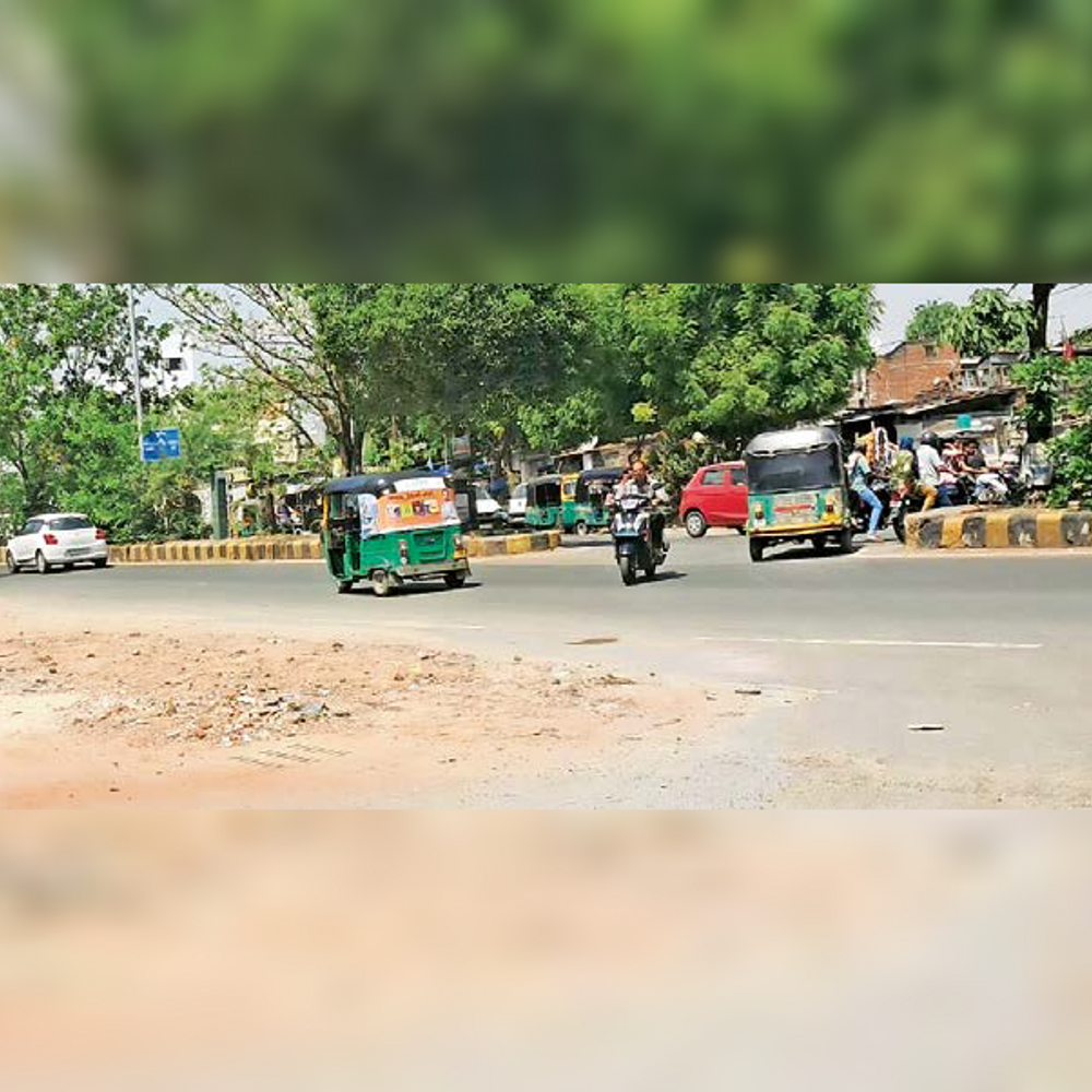 તરસાલી-ઘાઘરેટિયામાં બિસ્માર રસ્તા, ગંદા પાણી, સર્કલની સમસ્યાના ઉકેલની 'તરસ': પ્રજાનો અવાજ.