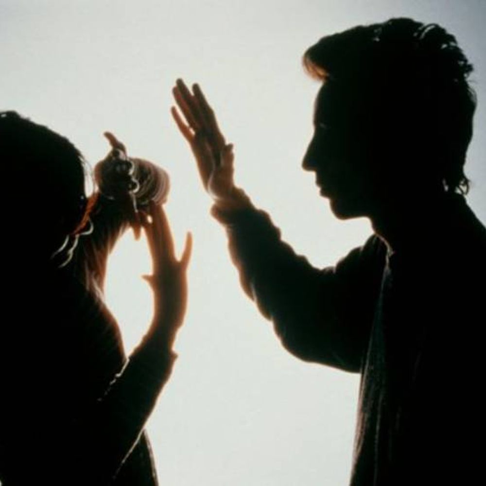 ઓસ્ટ્રેલિયા જવા પાલડીના CA પતિએ પત્ની પાસે ₹15 લાખ માંગ્યા:પિતા પાસેથી પૈસા ન લાવતા મારીને કાઢી મૂકી, દહેજ ભૂખ્યા સાસરીયા વિરુદ્ધ ફરિયાદ