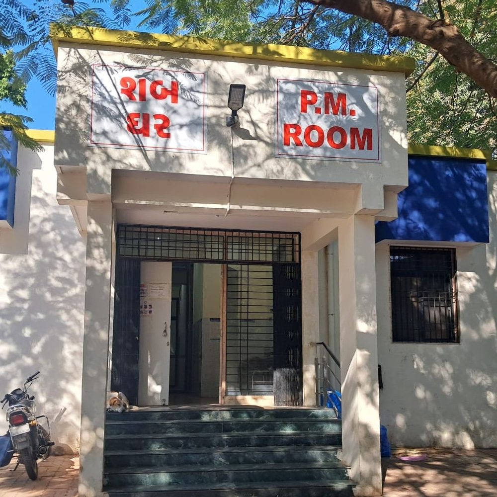 પતિએ ઝૂલેલાલ મંદિરે લઈ જવાની ના પાડતા મહિલાએ કેરોસીન છાંટ્યું:રાજકોટમાં સારવાર દરમિયાન મોત, બે સંતાનોએ માતાની છત્રછાંયા ગુમાવી