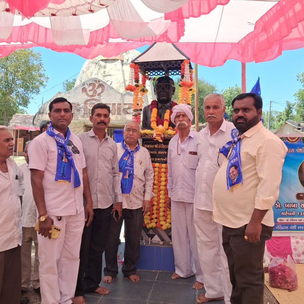 ડૉ. બાબાસાહેબ આંબેડકરની જન્મજયંતિ ઉજવાઈ:ઢસાથી ધોળા સુધી ભવ્ય શોભાયાત્રા નીકળી, સમાજના લોકો જોડાયા