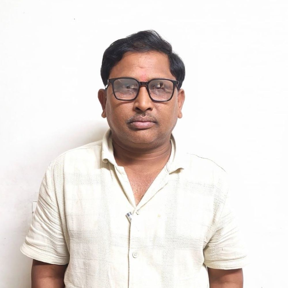 સમીના દુદાખાના તલાટી રૂ. 70,000ની લાંચ લેતા ઝડપાયા:તળાવની માટી ઉઠાવવાના ઠરાવ બદલ લાંચ માગી હતી, ACBએ છટકું ગોઠવી ઝડપ્યાં