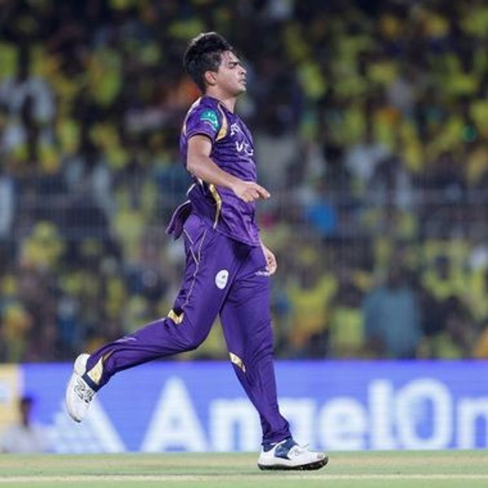 સારી શરૂઆતનો કોઈ ફાયદો નહીં!:CSK એ KKRને 193 રનનો ટાર્ગેટ આપ્યો, કાર્તિકે સેમસન-બ્રેવિસને આઉટ કરી કમબેક કરાવ્યું