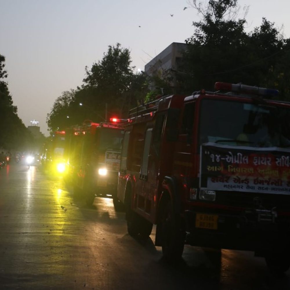 નેશનલ 'ફાયર સર્વિસ ડે':નિર્મળનગર ફાયર સ્ટેશનથી શરૂ થઈ વાઘાવાડી રોડ સુધી ફાયર બ્રિગેડની રેલી પસાર થઈ