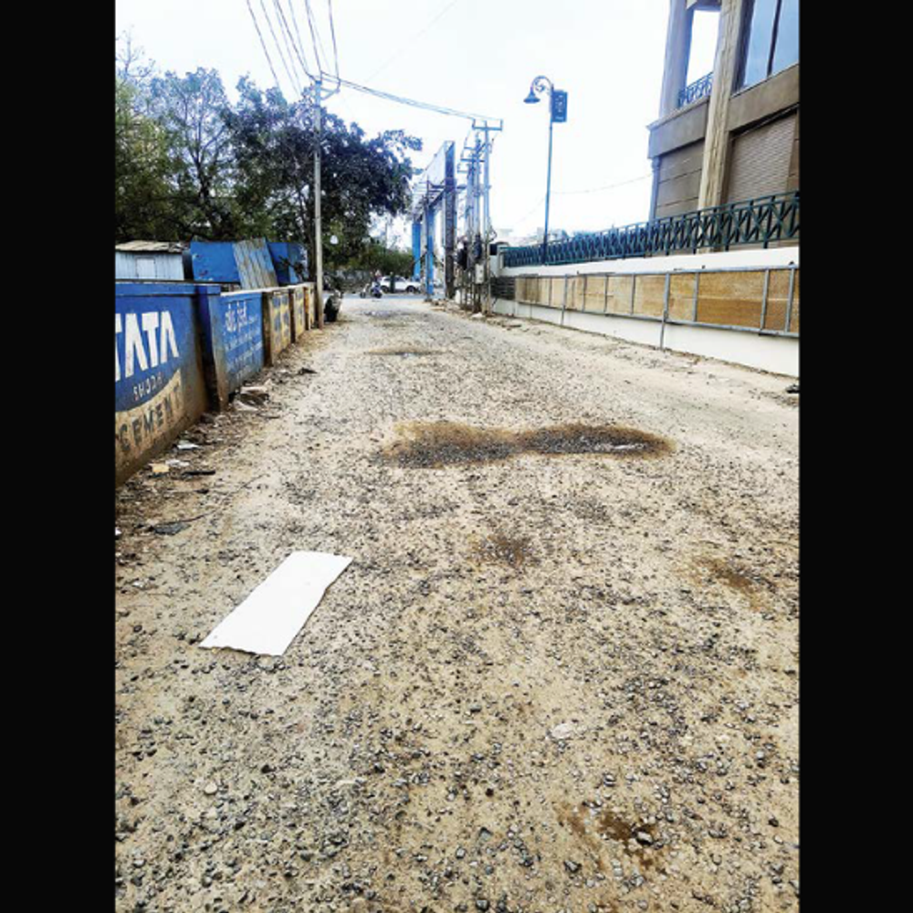 ભુજ વોર્ડ - 8: સવા કરોડ લિટર પાણી સંગ્રહથી 3 વોર્ડની તરસ છીપાવે છે. (Water storage of 1.25 crore litres quenches thirst of 3 wards).