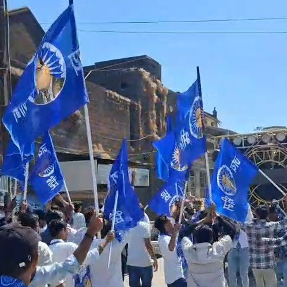 ડૉ.બાબાસાહેબ આંબેડકરની 135મી જન્મજયંતિની ઉજવણી:જૂનાગઢમાં 'જય ભીમ'નો નાદ ગુંજ્યો: 135મી આંબેડકર જયંતિએ ભવ્ય શોભાયાત્રા, કેક કટિંગ અને સિવિલ હોસ્પિટલમાં રક્તદાન શિબિર યોજાઈ.