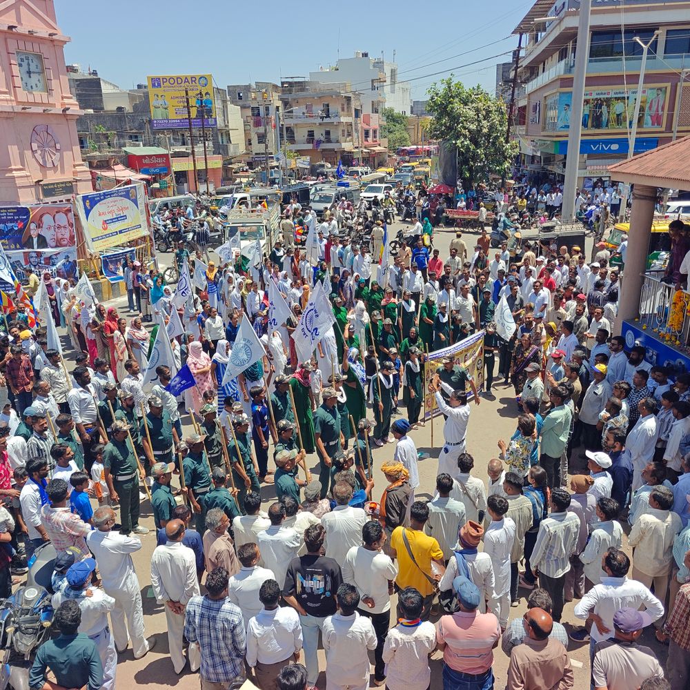 વેરાવળમાં ડો. આંબેડકરની 135મી જન્મજયંતિ: શોભાયાત્રા, પુષ્પાંજલિ અને રક્તદાન કેમ્પનું આયોજન.