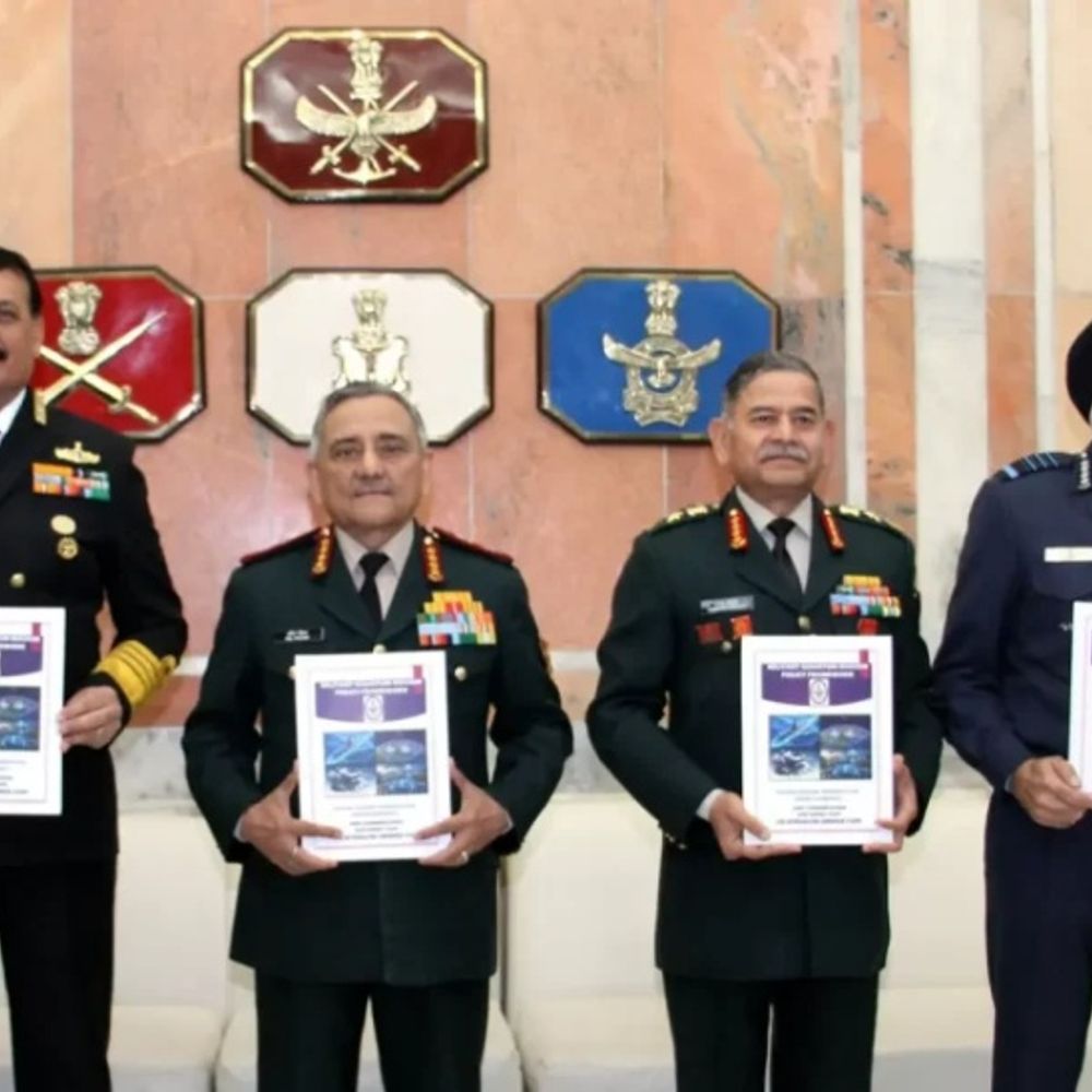 પાકિસ્તાન-ચીન સામે ત્રણેય સેનાઓની બે સંયુક્ત કમાન્ડ:ત્રણ થિયેટર કમાન્ડનો બ્લુપ્રિન્ટ તૈયાર, વાઇસ CDSનું પદ પણ બનશે