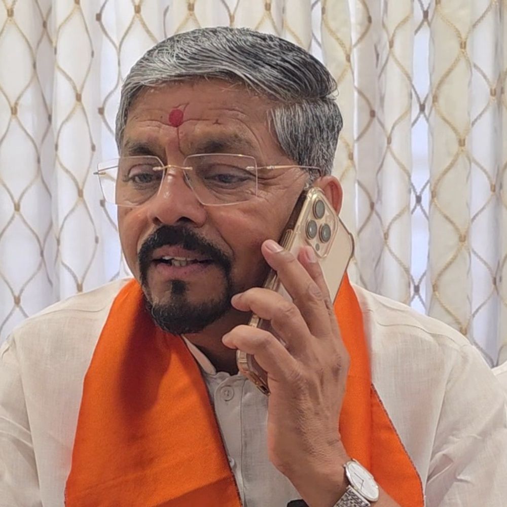 શું ચૂંટણીમાં ડોર-ટુ-ડોર પ્રચાર ઘટ્યો ?:સોશિયલ મીડિયાનો દબદબો વધ્યો, મંત્રી નરેશ પટેલના 1 લાખથી વધુ ફોલોઅર્સ