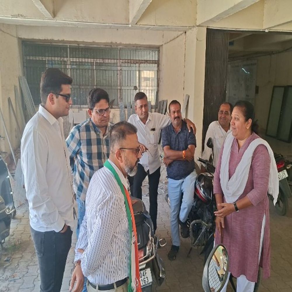 ભાવનગર મનપા ચૂંટણીમાં કોંગ્રેસના એક ઉમેદવારે ફોર્મ પાછું ખેંચ્યું:મતદાન પહેલા જ કોંગ્રેસને મોટો ઝટકો, ધાક-ધમકીથી પરત ખેંચાવ્યાનો સલીમ રાધનપુરીનો આક્ષેપ