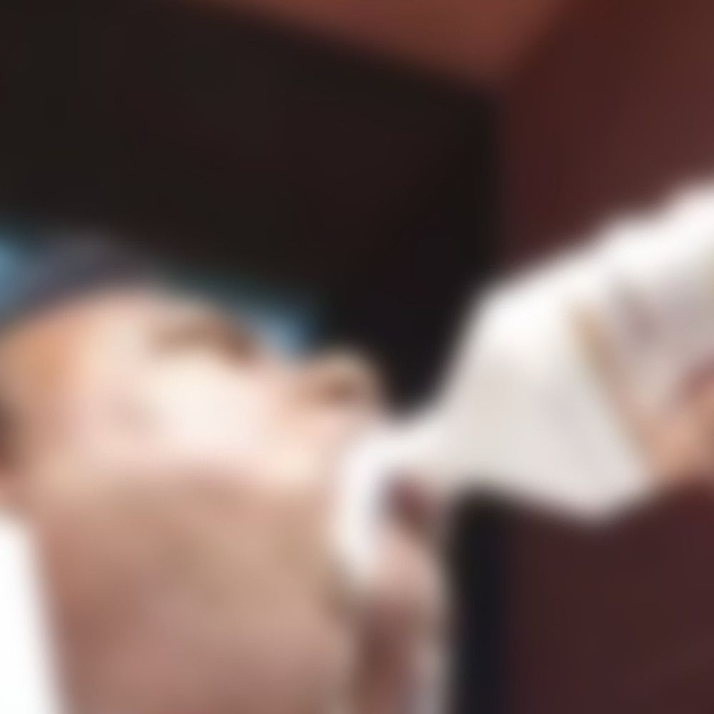 ન્યાય માટે અરજદારનો એસપી કચેરીએ આત્મહત્યાનો પ્રયાસ,:​જુનાગઢ મનપા કર્મચારીઓના હુમલા બાદ ફરિયાદ ન નોંધાતા અરજદાર કરસન સોલંકીએ એસપી કચેરીમાં ઝેરી દવા ગટગટાવી આત્મહત્યાનો કર્યો પ્રયાસ, અરજદારને તાત્કાલિક સારવાર માટે હોસ્પિટલ ખસેડાયા