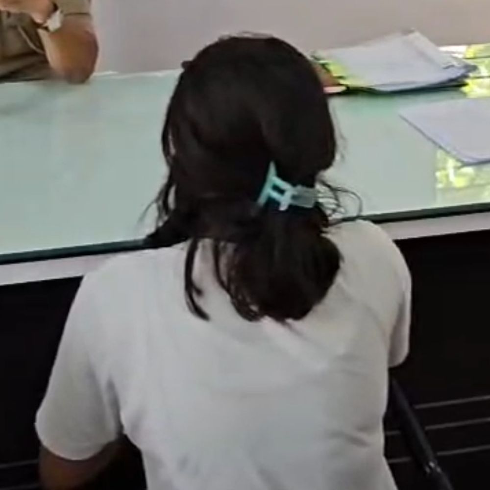 ‘હું આપઘાત કરવા જઈ રહી છું’:ઘો.11ની વિદ્યાર્થિની ચિઠ્ઠી લખીને રાત્રિના ઘરેથી નીકળી ગઈ, ઉત્રાણ પોલીસે ગાર્ડનમાંથી શોધી કાઢી