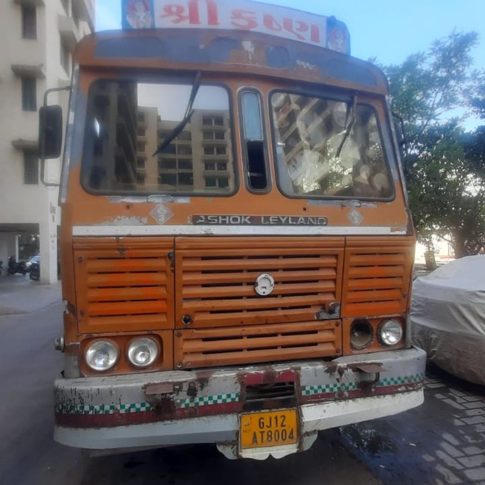 મનપાના નલ સે જલના દાવાઓ પોકળ:ઉનાળાની શરૂઆતમાં 28,277 ફ્લેટ ધારકો ટેન્કરના ભરોસે, તાત્કાલિક નળ કનેક્શન આપવા માંગ