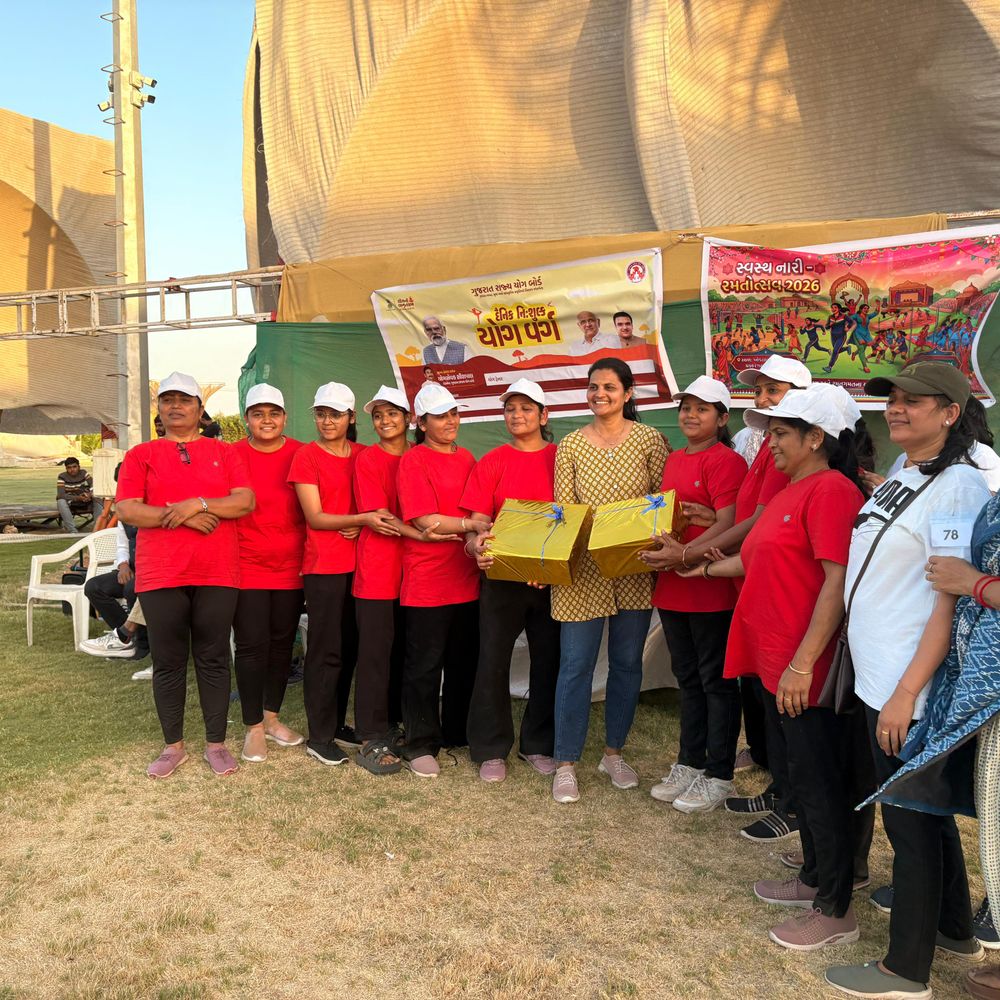 અમરેલીમાં યોગ અને રમતોત્સવ: 100 મહિલાઓની ભાગીદારીથી નારી શક્તિનો ઉત્સાહ ઉજાગર.